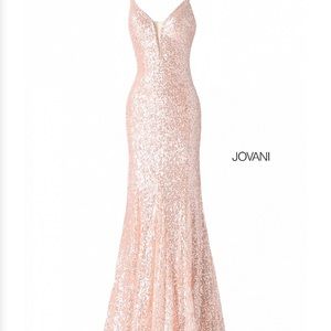 NEVER WORN PROM DRESS